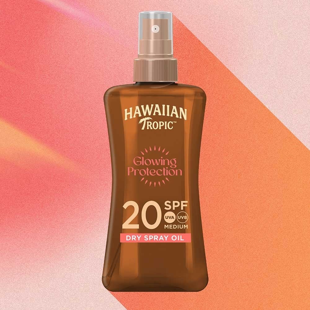 Hawaiian Tropic Glowing Protection Dry Oil Spray SPF20 200ml - Image 2