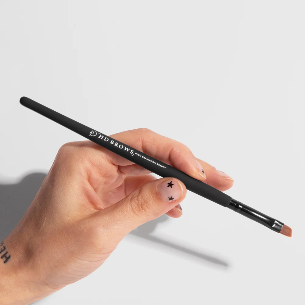 HD Brows Super Fine Angled Brow Brush - Image 2