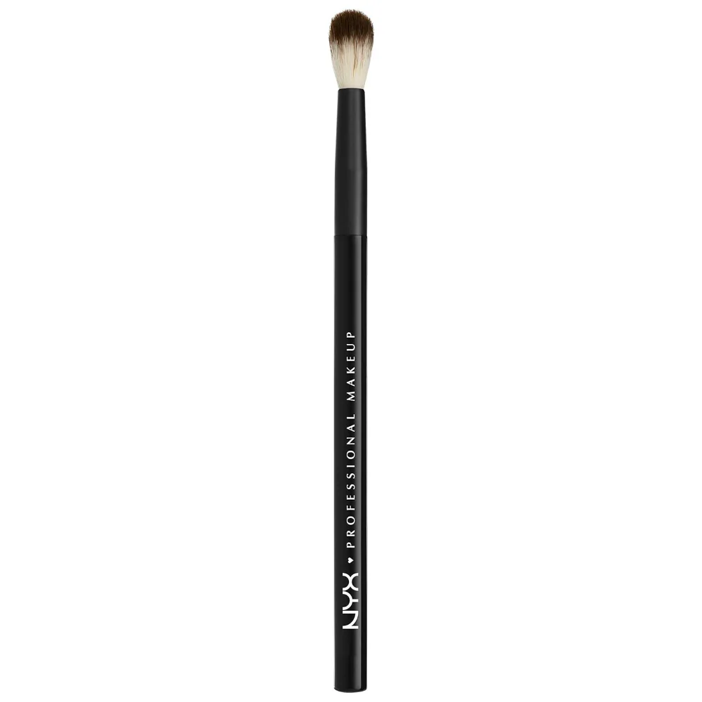NYX Professional Makeup Pro Blending Bold Rounded Brush